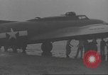 Standbild USA Flugzeuge Munda New Georgia Salomonen, 1943, aus Sekunde 12 historischem Filmmaterial Videoclip 65675063015