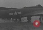 Standbild USA Flugzeuge Munda New Georgia Salomonen, 1943, aus Sekunde 13 historischem Filmmaterial Videoclip 65675063015