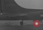 Standbild USA Flugzeuge Munda New Georgia Salomonen, 1943, aus Sekunde 17 historischem Filmmaterial Videoclip 65675063015