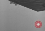 Standbild USA Flugzeuge Munda New Georgia Salomonen, 1943, aus Sekunde 58 historischem Filmmaterial Videoclip 65675063015