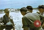 Standbild USAAF B-17s auf den Midway-inseln im Zweiten Weltkrieg Midway Island, 1942, aus Sekunde 19 historischem Filmmaterial Videoclip 65675063018
