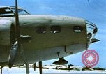 Standbild USAAF B-17s auf den Midway-inseln im Zweiten Weltkrieg Midway Island, 1942, aus Sekunde 42 historischem Filmmaterial Videoclip 65675063018