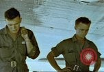Standbild USAAF B-17s auf den Midway-inseln im Zweiten Weltkrieg Midway Island, 1942, aus Sekunde 58 historischem Filmmaterial Videoclip 65675063018