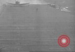 Standbild der USS Enterprise unter Angriff in der Schlacht von Santa Cruz Pazifik, 1942, aus Sekunde 11 historischem Filmmaterial Videoclip 65675063025