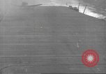 Standbild der USS Enterprise unter Angriff in der Schlacht von Santa Cruz Pazifik, 1942, aus Sekunde 16 historischem Filmmaterial Videoclip 65675063025