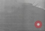 Standbild der USS Enterprise unter Angriff in der Schlacht von Santa Cruz Pazifik, 1942, aus Sekunde 39 historischem Filmmaterial Videoclip 65675063025