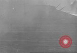 Standbild der USS Enterprise unter Angriff in der Schlacht von Santa Cruz Pazifik, 1942, aus Sekunde 46 historischem Filmmaterial Videoclip 65675063025