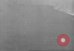 Standbild der USS Enterprise unter Angriff in der Schlacht von Santa Cruz Pazifik, 1942, aus Sekunde 48 historischem Filmmaterial Videoclip 65675063025