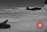 Standbild TBF Avenger Philippinen, 1944, aus Sekunde 30 historischem Filmmaterial Videoclip 65675063051