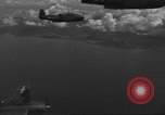 Standbild USA Flugzeuge Luzon Philippinen, 1944, aus Sekunde 21 historischem Filmmaterial Videoclip 65675063053
