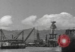 Standbild United States Navy crew Hawaii USA, 1942, aus Sekunde 6 historischem Filmmaterial Videoclip 65675063058