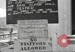 Standbild United States Navy crew Hawaii USA, 1942, aus Sekunde 14 historischem Filmmaterial Videoclip 65675063058