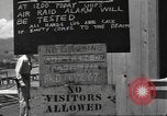 Standbild United States Navy crew Hawaii USA, 1942, aus Sekunde 20 historischem Filmmaterial Videoclip 65675063058