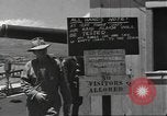 Standbild United States Navy crew Hawaii USA, 1942, aus Sekunde 38 historischem Filmmaterial Videoclip 65675063058
