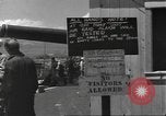 Standbild United States Navy crew Hawaii USA, 1942, aus Sekunde 46 historischem Filmmaterial Videoclip 65675063058