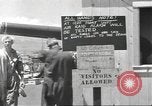 Standbild United States Navy crew Hawaii USA, 1942, aus Sekunde 52 historischem Filmmaterial Videoclip 65675063058