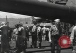 Standbild United States Navy crew Hawaii USA, 1942, aus Sekunde 54 historischem Filmmaterial Videoclip 65675063058