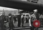 Standbild United States Navy crew Hawaii USA, 1942, aus Sekunde 55 historischem Filmmaterial Videoclip 65675063058