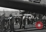 Standbild United States Navy crew Hawaii USA, 1942, aus Sekunde 57 historischem Filmmaterial Videoclip 65675063058