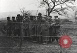 Image Prisonniers de guerre allemands pendant la première Guerre mondiale France, 1917, de la seconde 9 séquences d'archives historiques vidéo 65675063074
