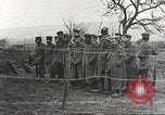 Image Prisonniers de guerre allemands pendant la première Guerre mondiale France, 1917, de la seconde 13 séquences d'archives historiques vidéo 65675063074
