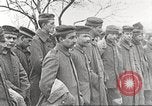 Image Prisonniers de guerre allemands pendant la première Guerre mondiale France, 1917, de la seconde 14 séquences d'archives historiques vidéo 65675063074