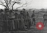 Image Prisonniers de guerre allemands pendant la première Guerre mondiale France, 1917, de la seconde 32 séquences d'archives historiques vidéo 65675063074