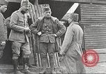 Image Prisonniers de guerre allemands pendant la première Guerre mondiale France, 1917, de la seconde 39 séquences d'archives historiques vidéo 65675063074