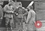 Image Prisonniers de guerre allemands pendant la première Guerre mondiale France, 1917, de la seconde 43 séquences d'archives historiques vidéo 65675063074