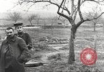 Image Prisonniers de guerre allemands pendant la première Guerre mondiale France, 1917, de la seconde 49 séquences d'archives historiques vidéo 65675063074