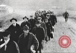 Standbild Neue Rekruten der US-Armee im Trainingslager des 1 Weltkrieges United States USA, 1917, aus Sekunde 8 historischem Filmmaterial Videoclip 65675063079