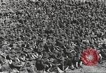 Standbild Neue Rekruten der US-Armee im Trainingslager des 1 Weltkrieges United States USA, 1917, aus Sekunde 16 historischem Filmmaterial Videoclip 65675063079