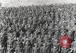 Standbild Neue Rekruten der US-Armee im Trainingslager des 1 Weltkrieges United States USA, 1917, aus Sekunde 37 historischem Filmmaterial Videoclip 65675063079