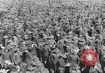 Standbild Neue Rekruten der US-Armee im Trainingslager des 1 Weltkrieges United States USA, 1917, aus Sekunde 38 historischem Filmmaterial Videoclip 65675063079