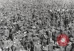 Standbild Neue Rekruten der US-Armee im Trainingslager des 1 Weltkrieges United States USA, 1917, aus Sekunde 40 historischem Filmmaterial Videoclip 65675063079