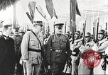 Immagine di John Pershing esamina le forze in Francia Francia, 1917, secondo 27 filmato di repertorio 65675063088