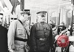 Immagine di John Pershing esamina le forze in Francia Francia, 1917, secondo 29 filmato di repertorio 65675063088