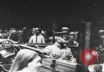 Immagine di John Pershing esamina le forze in Francia Francia, 1917, secondo 61 filmato di repertorio 65675063088