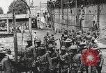 Immagine di Soldati degli Stati Uniti che arrivano in Francia prima guerra mondiale Francia, 1917, secondo 5 filmato di repertorio 65675063089