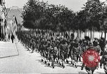 Immagine di Soldati degli Stati Uniti che arrivano in Francia prima guerra mondiale Francia, 1917, secondo 6 filmato di repertorio 65675063089