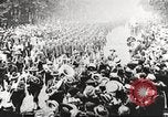 Immagine di Soldati degli Stati Uniti che arrivano in Francia prima guerra mondiale Francia, 1917, secondo 49 filmato di repertorio 65675063089