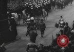 Image Proclamation d'adhésion de la reine Elizabeth II London England Royaume-Uni, 1952, de la seconde 27 séquences d'archives historiques vidéo 65675063093