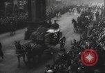 Image Proclamation d'adhésion de la reine Elizabeth II London England Royaume-Uni, 1952, de la seconde 51 séquences d'archives historiques vidéo 65675063093