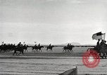 Immagine di 1a divisione di cavalleria Fort Riley Kansas USA, 1942, secondo 31 filmato di repertorio 65675063103