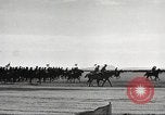 Immagine di 1a divisione di cavalleria Fort Riley Kansas USA, 1942, secondo 34 filmato di repertorio 65675063103
