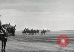 Immagine di 1a divisione di cavalleria Fort Riley Kansas USA, 1942, secondo 52 filmato di repertorio 65675063103