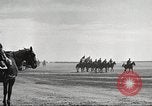 Immagine di 1a divisione di cavalleria Fort Riley Kansas USA, 1942, secondo 55 filmato di repertorio 65675063103