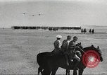 Standbild 1st Cavalry Division Fort Riley Kansas USA, 1942, aus Sekunde 33 historischem Filmmaterial Videoclip 65675063105
