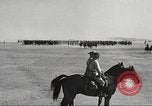 Standbild 1st Cavalry Division Fort Riley Kansas USA, 1942, aus Sekunde 41 historischem Filmmaterial Videoclip 65675063105