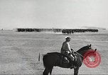 Standbild 1st Cavalry Division Fort Riley Kansas USA, 1942, aus Sekunde 44 historischem Filmmaterial Videoclip 65675063105